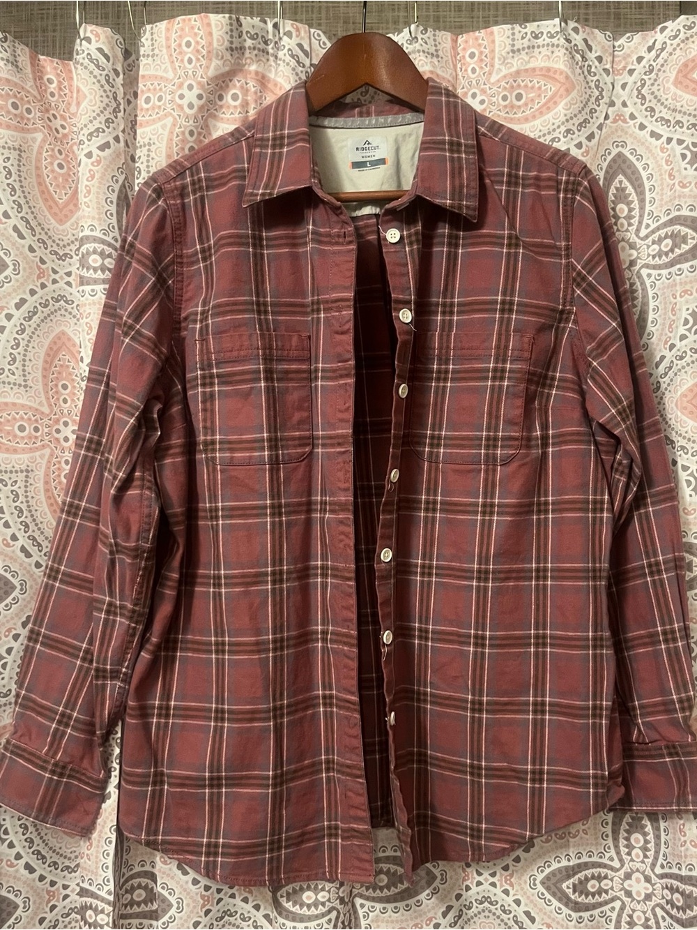 Ridgecut Women's Red Plaid Button-Down Shirt - Classic Long Sleeve Size Large